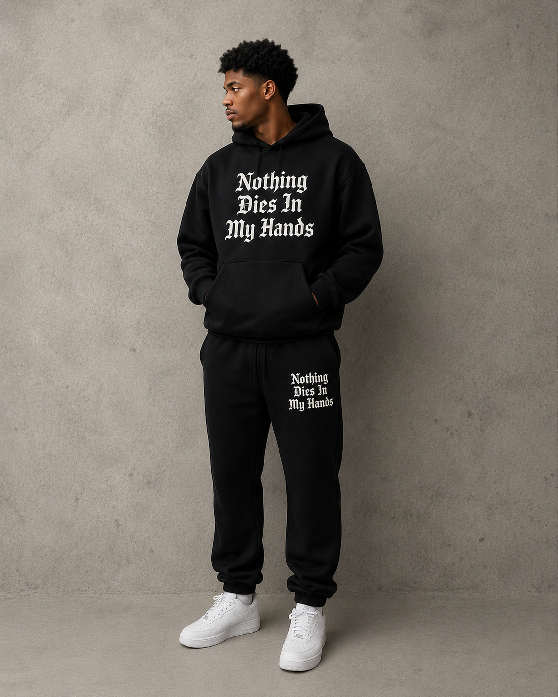 "Nothing Dies In My Hands" Sweat-shirt